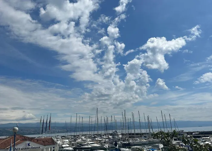 Blue Wave Ичичи